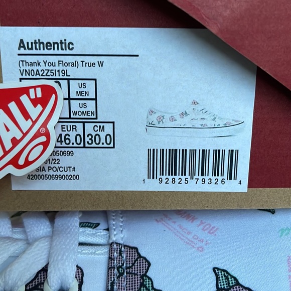 Vans Authentic
(Thank You Floral) True White 
VNOA2Z5119L

MEN’s sneakers - Picture 16 of 16